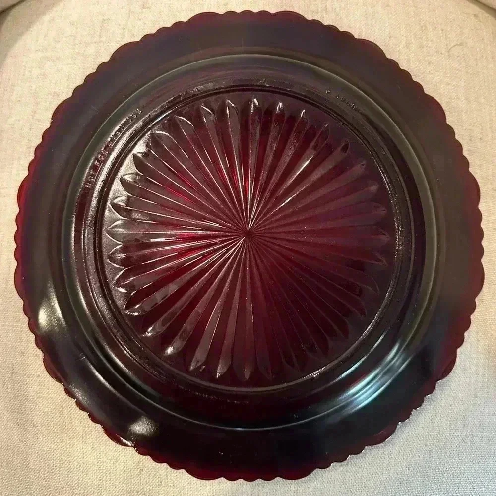 Vintage Avon Cape Cod Red Glass Pasta/Pie Dish EUC!